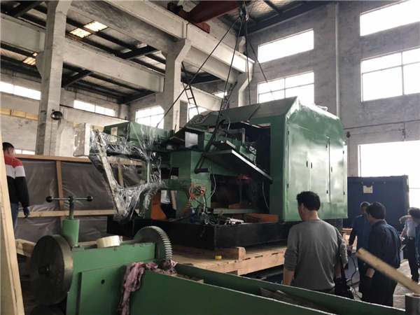 Loading the Shearing Machine(QC11Y-16X61000) to Vietnam